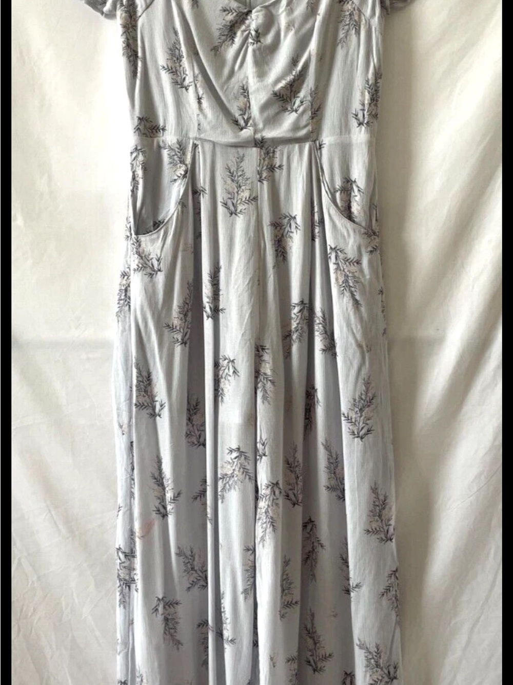 Urban Outfitters XS Lavender Floral Jumpsuit